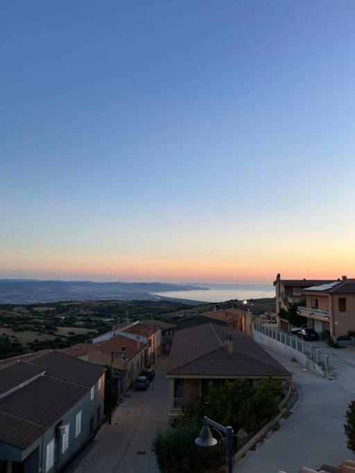 Casa Smeralda - Piscina E Vista Sul Mare! Trinità dʼAgultu Eksteriør bilde